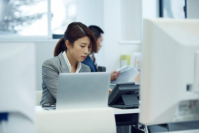 广州调查取证：婚姻危机爆发的表现是什么？