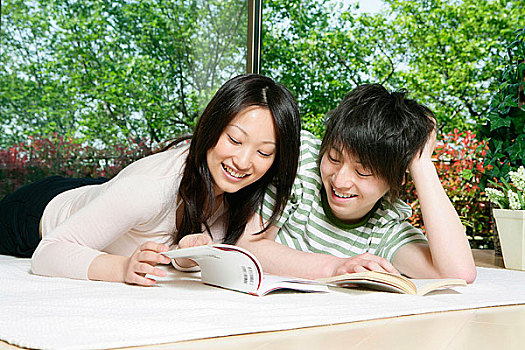 厦门私人调查取证：婚后家暴离婚财产怎么分割？